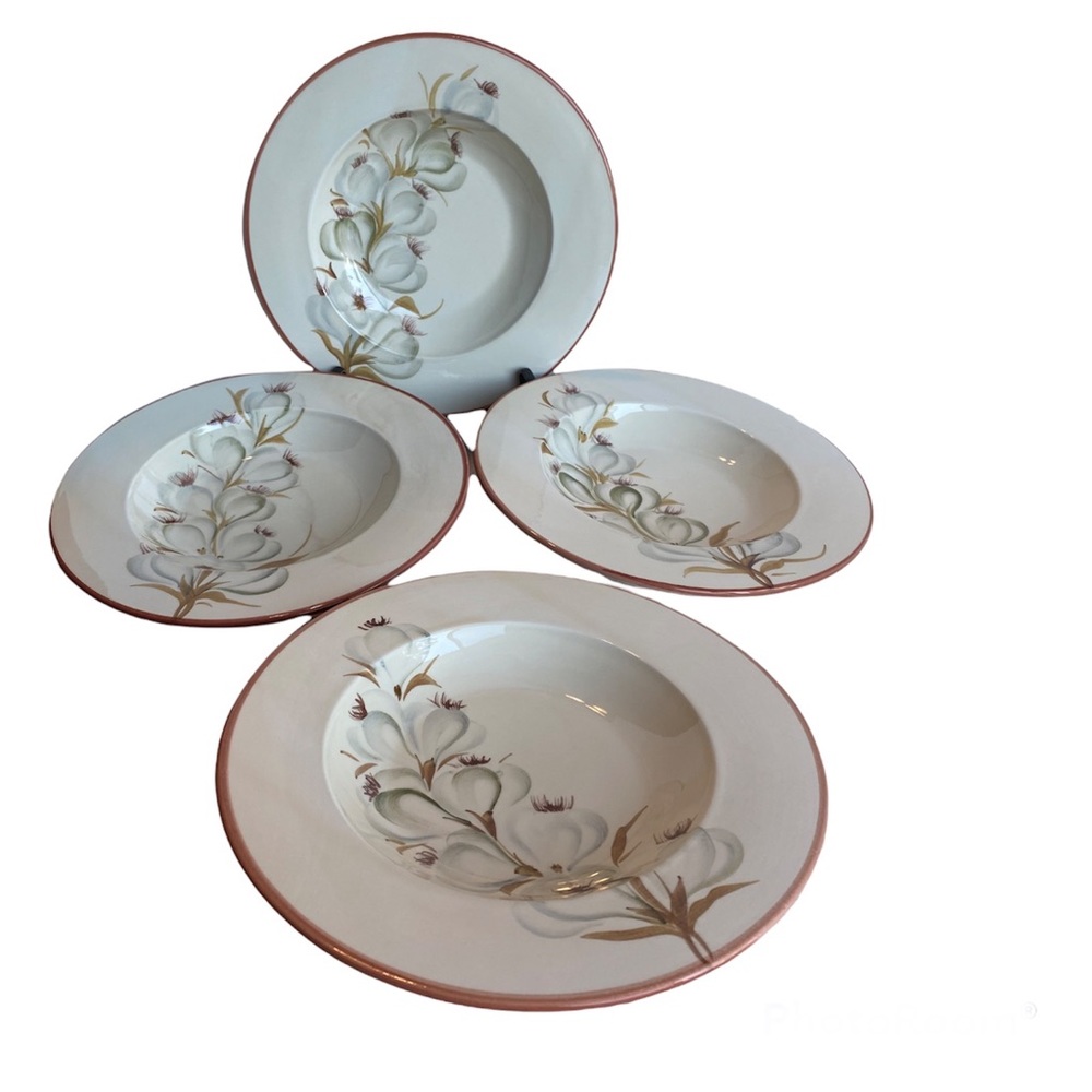Italian pasta bowls set
